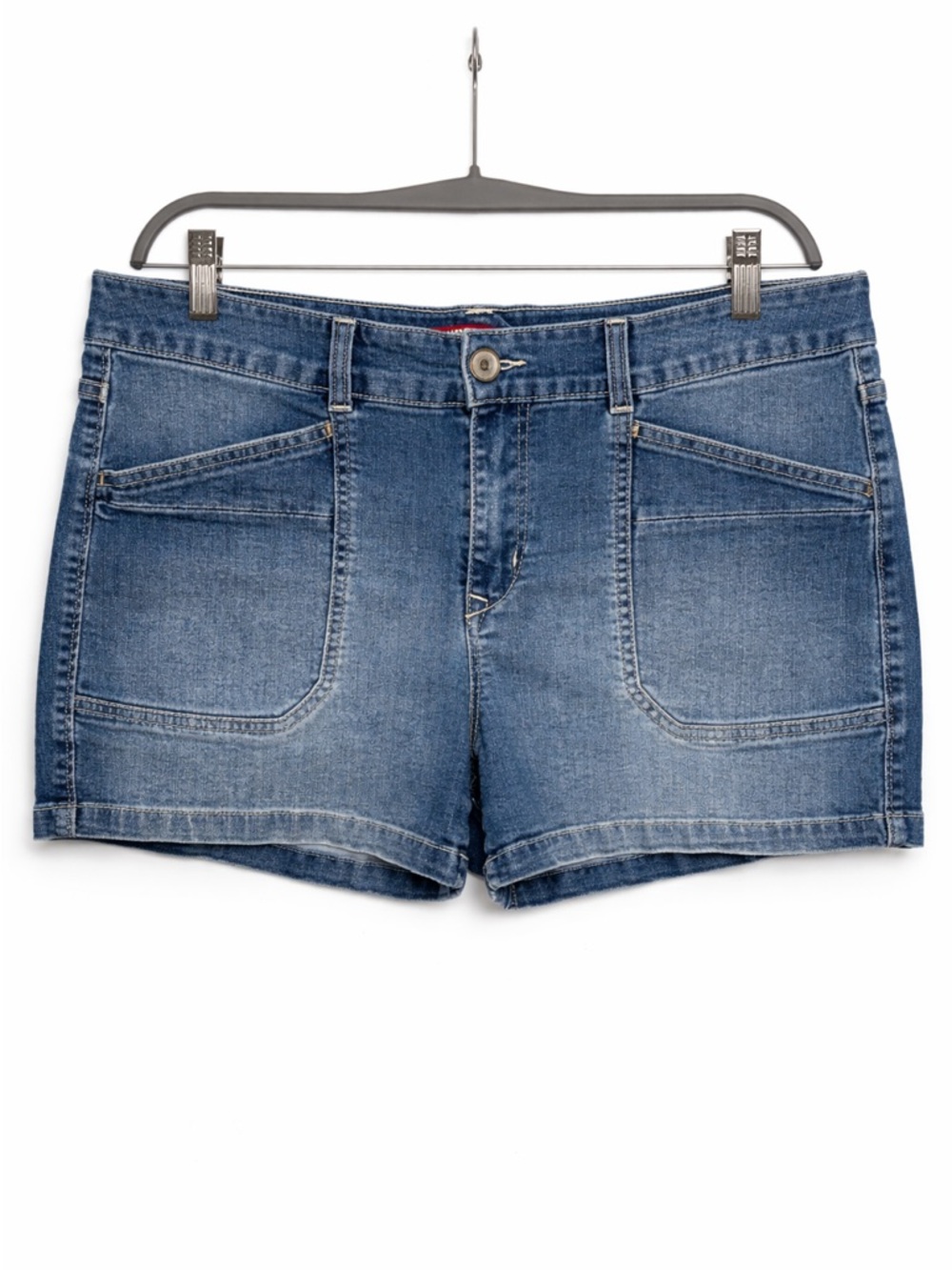 Unionbay Denim Shorts Women’s Size 15 32W Mid Rise 4” Inseam - Picture 1 of 6